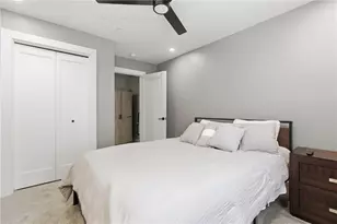 240 E Jefferson St, Pittsburgh, PA 15212 - Photo 37