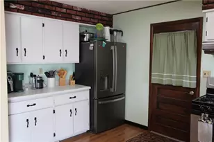 415 Mercury St, Derry Township, PA 15650 - Photo 15