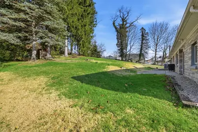 1600 Mount Royal Blvd, Pittsburgh, PA 15116 - Photo 35