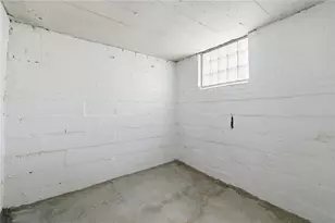 2721 Pyramid Ave, Pittsburgh, PA 15227 - Photo 25