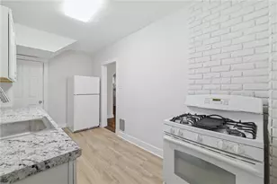 2721 Pyramid Ave, Pittsburgh, PA 15227 - Photo 11