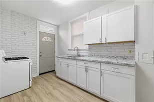 2721 Pyramid Ave, Pittsburgh, PA 15227 - Photo 11