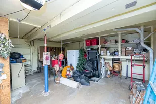 185 Princeton Dr, Center Township, PA 15001 - Photo 37