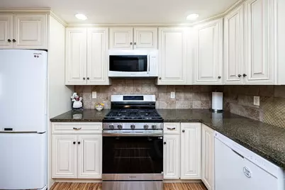 185 Princeton Dr, Center Township, PA 15001 - Photo 11