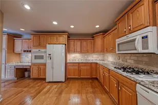 3226 Waters Edge, Murrysville, PA 15668 - Photo 19