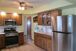 4717 Ellwood Rd, Wayne Township, PA 16101 - Photo 7