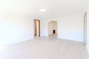 825 5th Ave, East McKeesport, PA 15035 - Photo 5