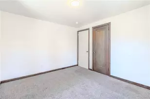 825 5th Ave, East McKeesport, PA 15035 - Photo 23