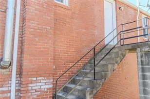 825 5th Ave, East McKeesport, PA 15035 - Photo 29