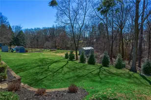 245 Wyngate Rd, Moon/Crescent Twp, PA 15108 - Photo 9