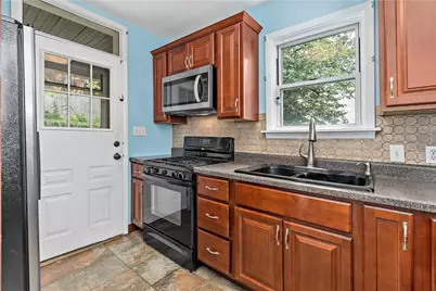 200 Wilbur St, Pittsburgh, PA 15210 - Photo 11