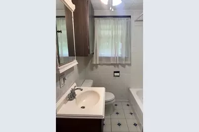 201 Hillvue Dr, Twp of But SE, PA 16001 - Photo 9