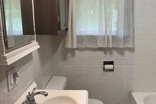 201 Hillvue Dr, Twp of But SE, PA 16001 - Photo 9