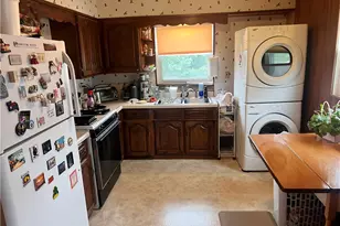 24 N Mill St, New Salem, PA 15468 - Photo 5