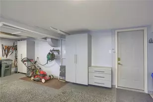 2558 Country Side Ln, Pittsburgh, PA 15090 - Photo 35