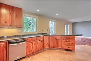 2558 Country Side Ln, Pittsburgh, PA 15090 - Photo 19