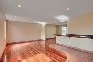 2558 Country Side Ln, Pittsburgh, PA 15090 - Photo 9