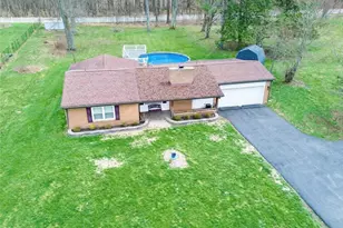 12 Cochran Dr, Neshannock Township, PA 16105 - Photo 3