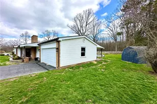 12 Cochran Dr, Neshannock Township, PA 16105 - Photo 7