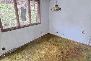 35 Florence Ave, Burgettstown Boro, PA 15021 - Photo 3