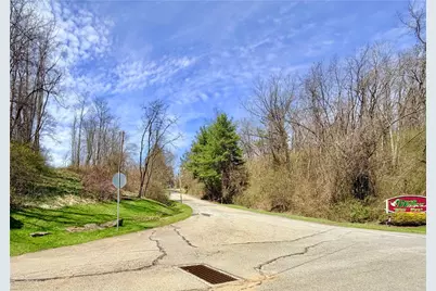 1017 Colonial Dr, Menallen Township, PA 15401 - Photo 5