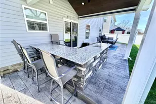 1017 Colonial Dr, Menallen Township, PA 15401 - Photo 37