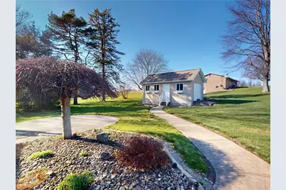 196 S Benbrook Rd, Center Township, PA 16001 - Photo 41