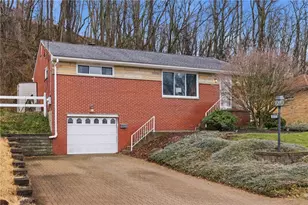 3138 Woodridge Dr, Pittsburgh, PA 15227 - Photo 3