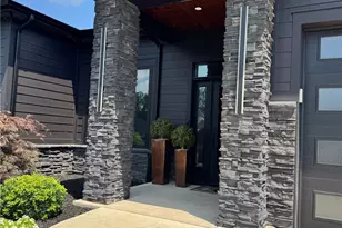 1007 Honey Locust Dr, Penn Twp, PA 15644 - Photo 5