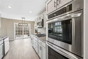 2414 Jillian Ln, Hermitage, PA 16148 - Photo 13