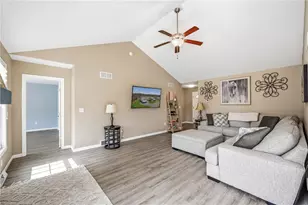 2414 Jillian Ln, Hermitage, PA 16148 - Photo 5