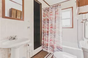 5077 Purchase Line Rd, Green/Commdre/Prchse, PA 15729 - Photo 9