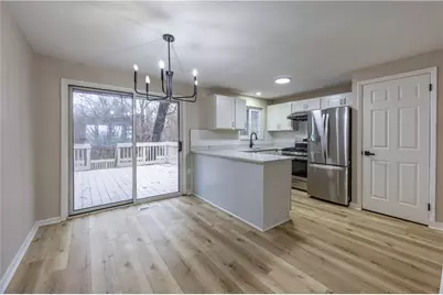 592 Guylyn Dr, Pittsburgh, PA 15235 - Photo 5