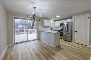 592 Guylyn Dr, Pittsburgh, PA 15235 - Photo 5