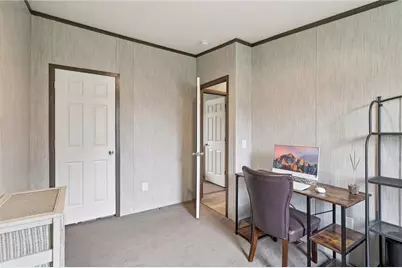 996 Monaca Rd, Center Township, PA 15061 - Photo 21
