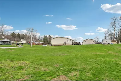 996 Monaca Rd, Center Township, PA 15061 - Photo 31