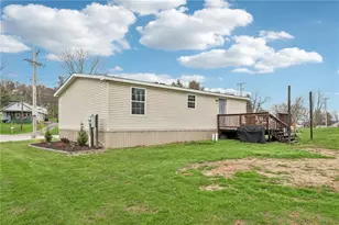 996 Monaca Rd, Center Township, PA 15061 - Photo 31