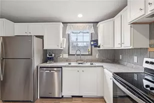 996 Monaca Rd, Center Township, PA 15061 - Photo 15