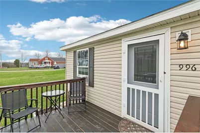 996 Monaca Rd, Center Township, PA 15061 - Photo 7