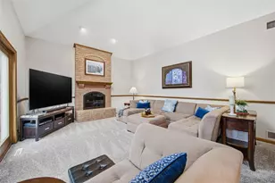 361 Kane Blvd, Scott Township, PA 15243 - Photo 15