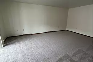 935 Russellwood Ave, Stowe Township, PA 15136 - Photo 7