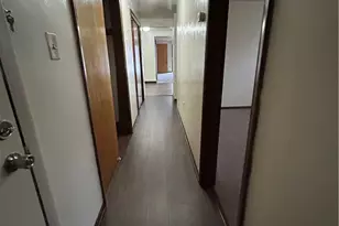 935 Russellwood Ave, Stowe Township, PA 15136 - Photo 17