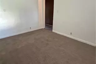 208 W Elizabeth St, Pittsburgh, PA 15207 - Photo 3