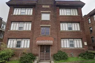 19 Singer Ave, McKees Rocks, PA 15136 - Photo 1