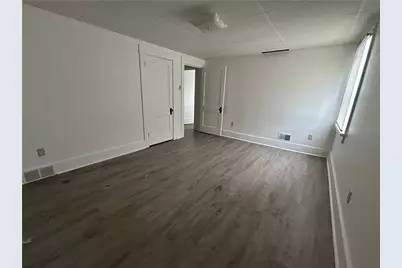 19 Singer Ave #5, McKees Rocks, PA 15136 - Photo 9