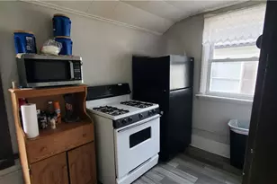 220 Mercer St, Butler, PA 16001 - Photo 11