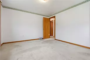 1429 Romano Dr, Bridgeville, PA 15017 - Photo 15