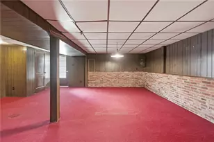 1429 Romano Dr, Bridgeville, PA 15017 - Photo 19