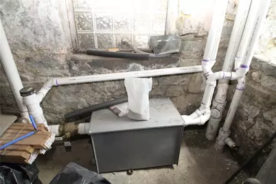 900 Island Ave, McKees Rocks, PA 15136 - Photo 37