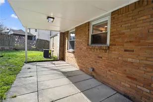 8030 Lincoln Rd, Pittsburgh, PA 15147 - Photo 27
